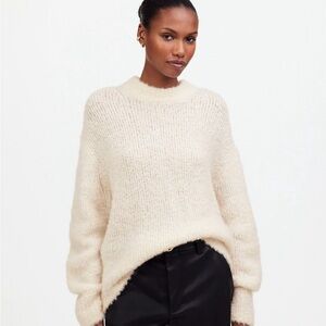 Madewell
WOOL-ALPACA BLEND BOUCLE CUTE;-KNIT OVERSIZED SWEATER